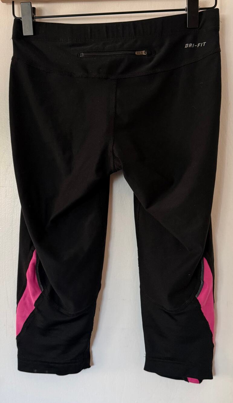 Nike Dri-FIT Cropped Capri Leggings Black Pink Accents XS